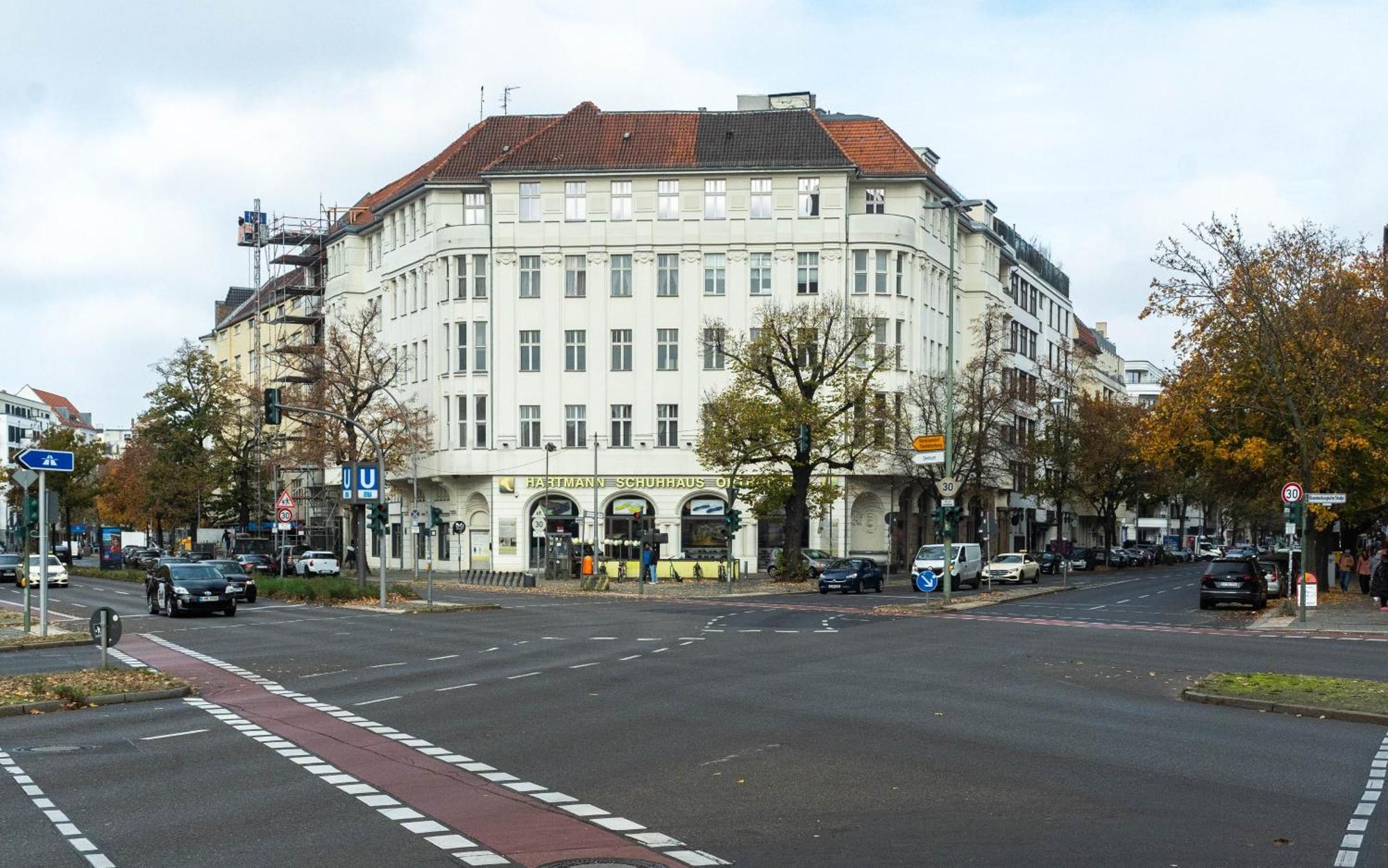 Jomi Stays, Brandenburgische Strasse 16 - Wohnen Beim Kurfuerstendamm