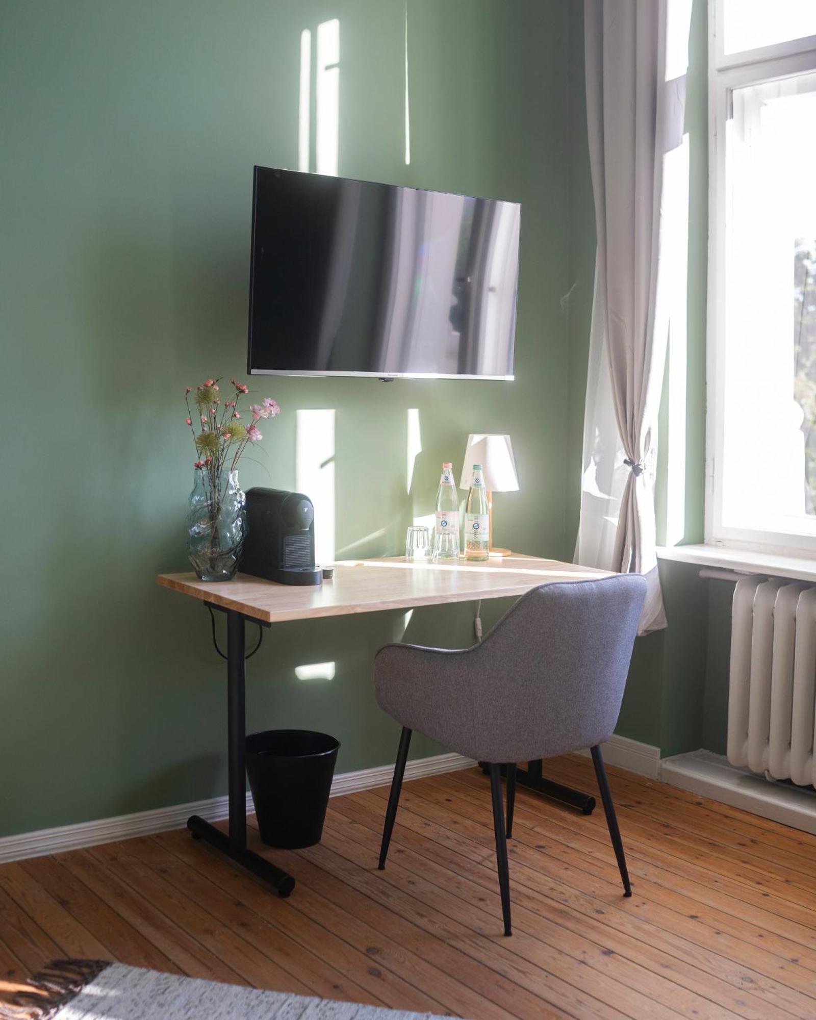 Homestay Jomi Stays, Brandenburgische Strasse 16 - Wohnen Beim Kurfuerstendamm *
