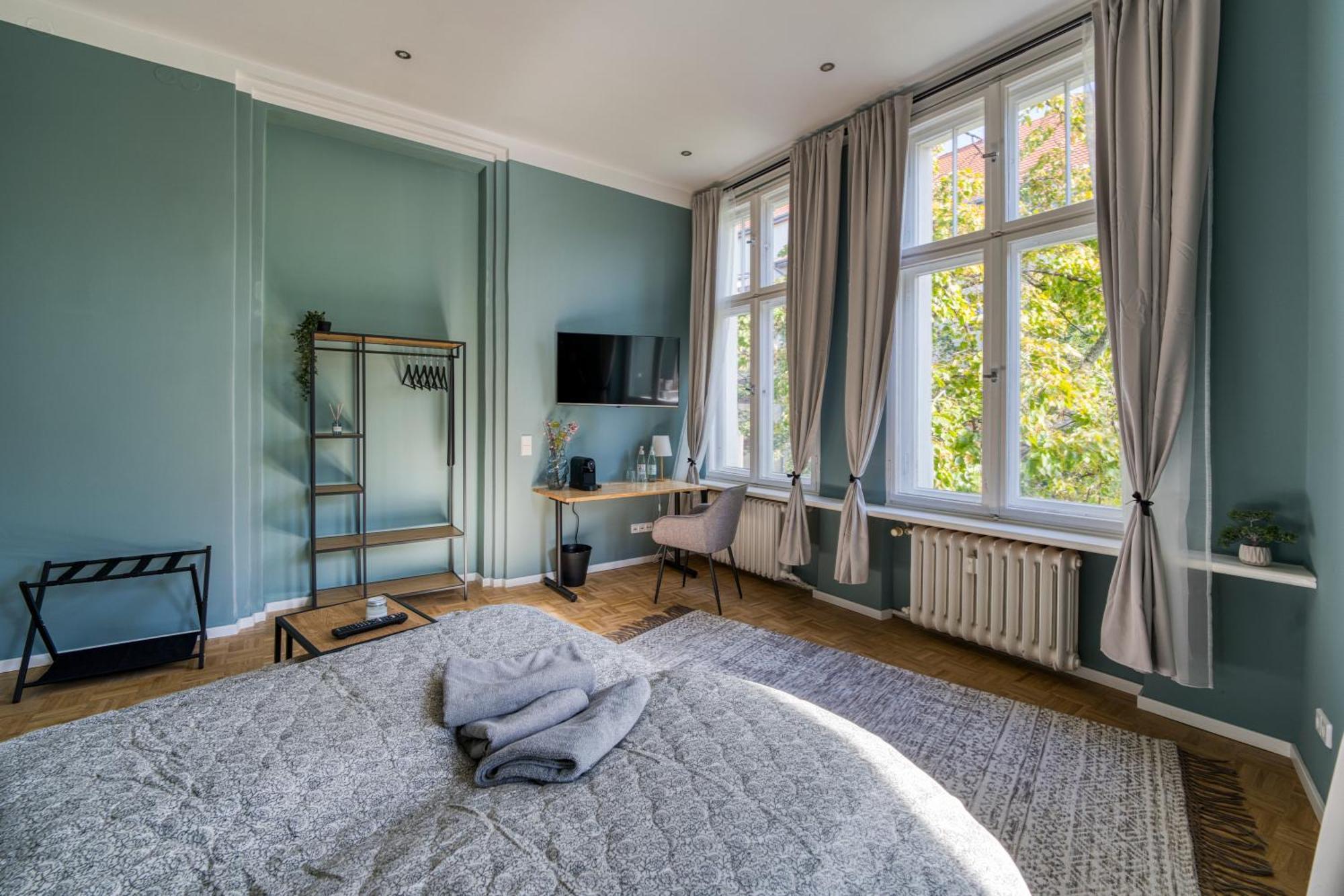Homestay Jomi Stays, Brandenburgische Strasse 16 - Wohnen Beim Kurfuerstendamm *