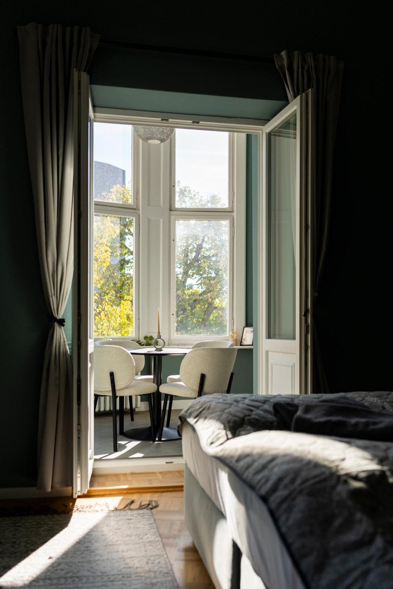 Jomi Stays, Brandenburgische Strasse 16 - Wohnen Beim Kurfuerstendamm Homestay Berlin