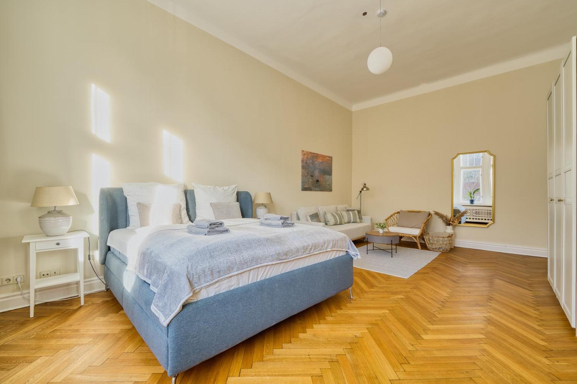 Jomi Stays, Brandenburgische Strasse 16 - Wohnen Beim Kurfuerstendamm * Berlin