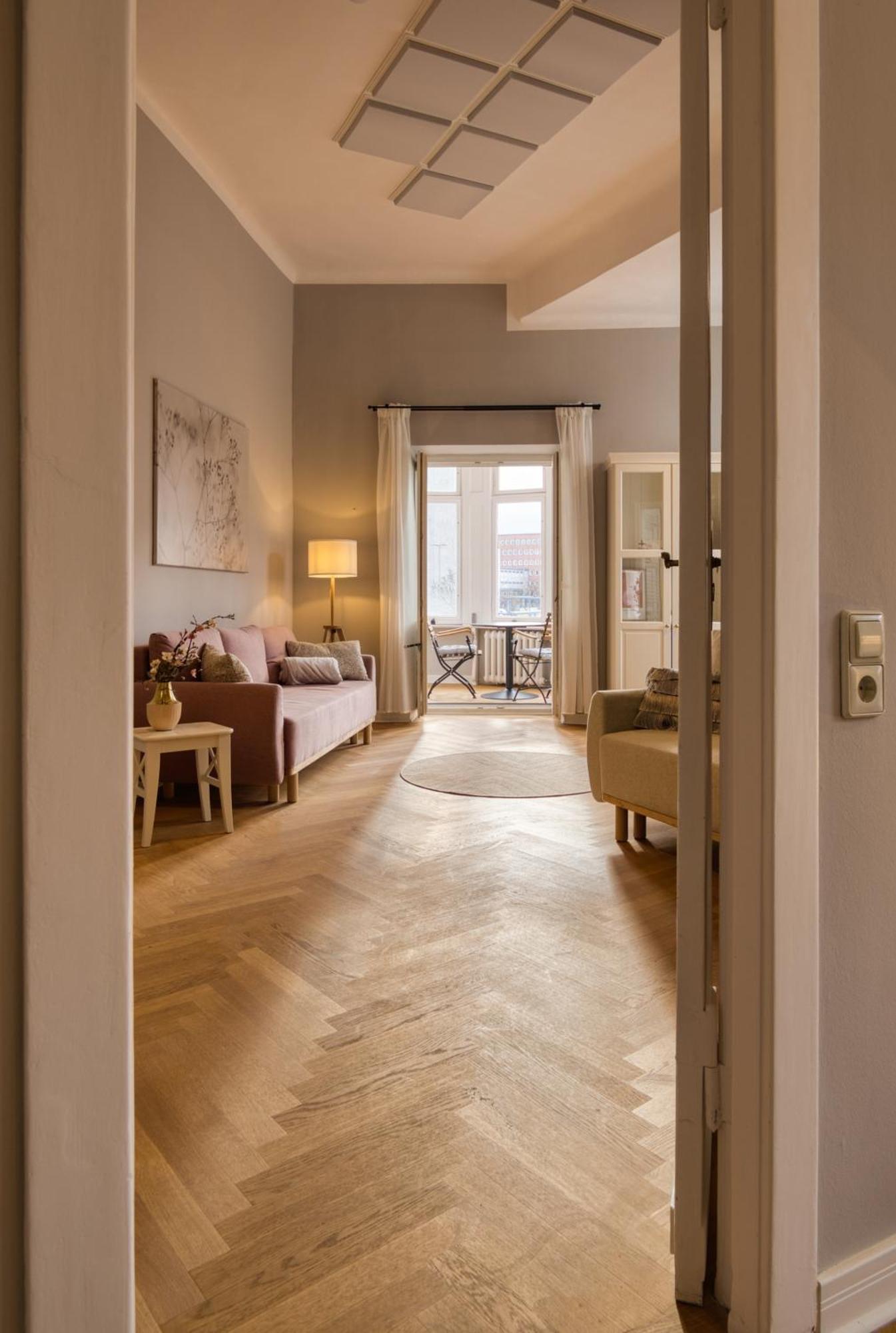 Jomi Stays, Brandenburgische Strasse 16 - Wohnen Beim Kurfuerstendamm Homestay