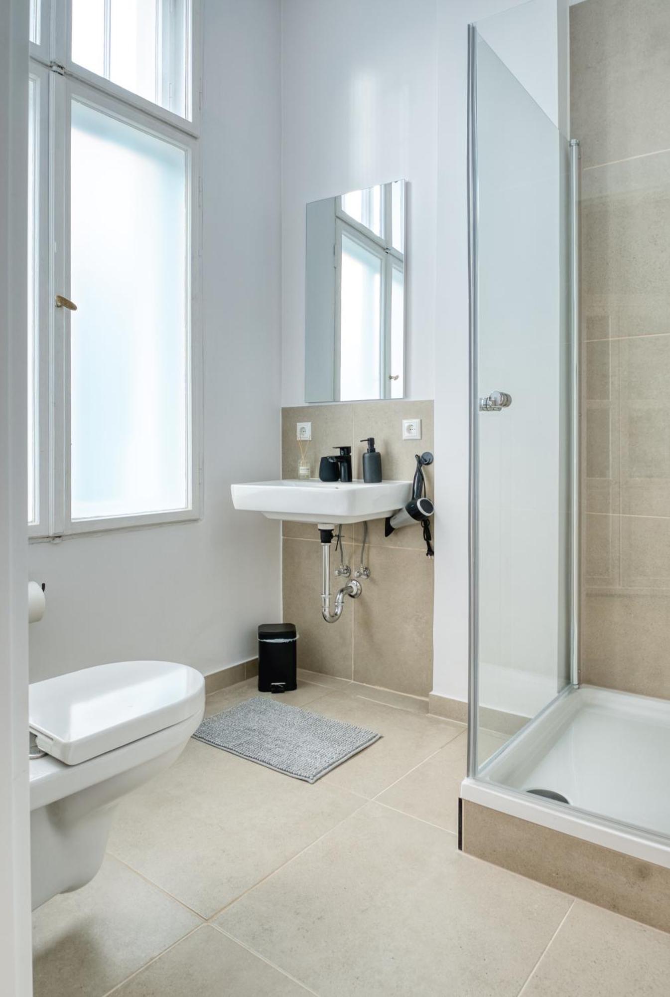 Séjour chez l'habitant Jomi Stays, Brandenburgische Strasse 16 - Wohnen Beim Kurfuerstendamm