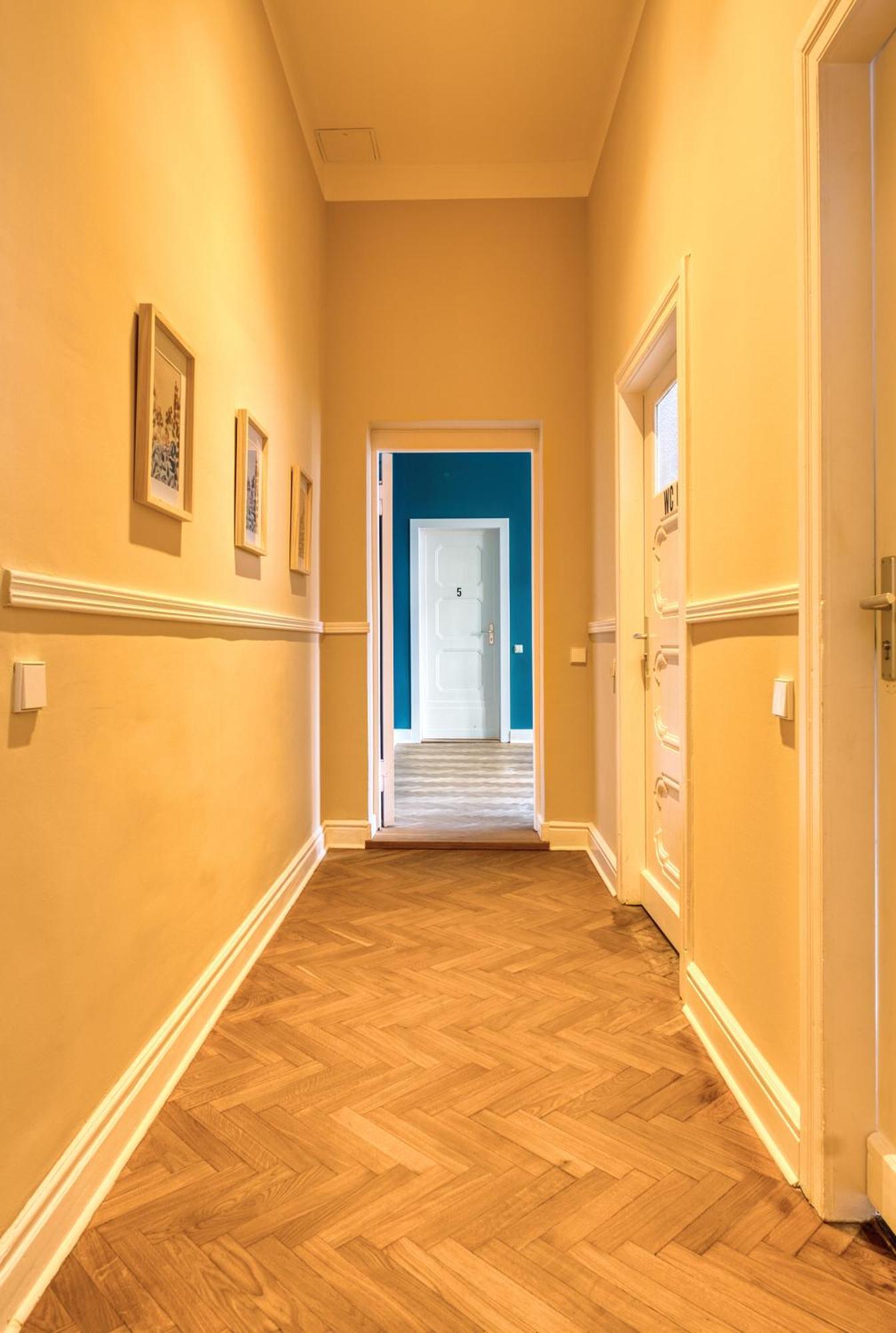 Homestay Jomi Stays, Brandenburgische Strasse 16 - Wohnen Beim Kurfuerstendamm *
